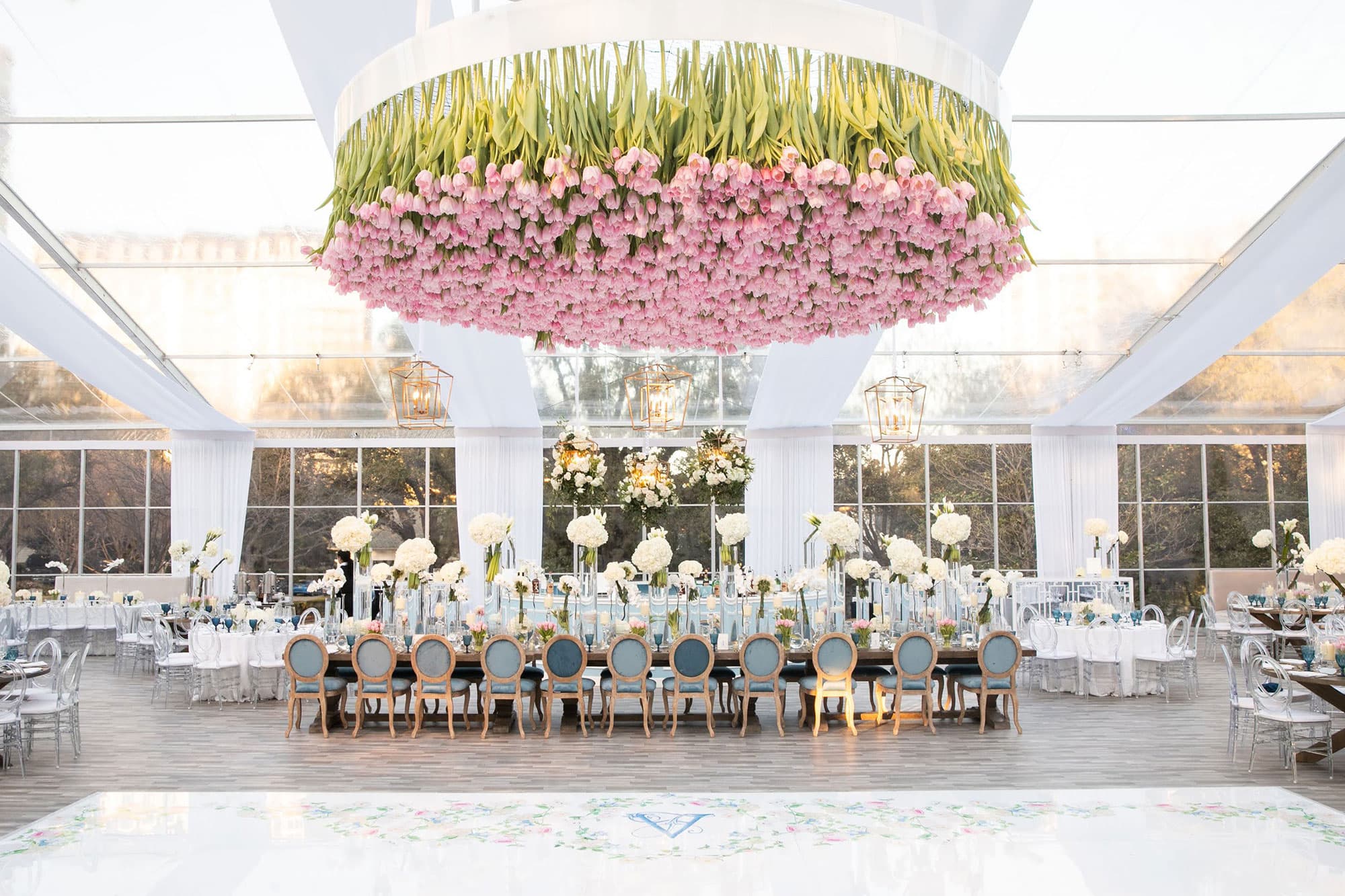 Bella Acento marquee