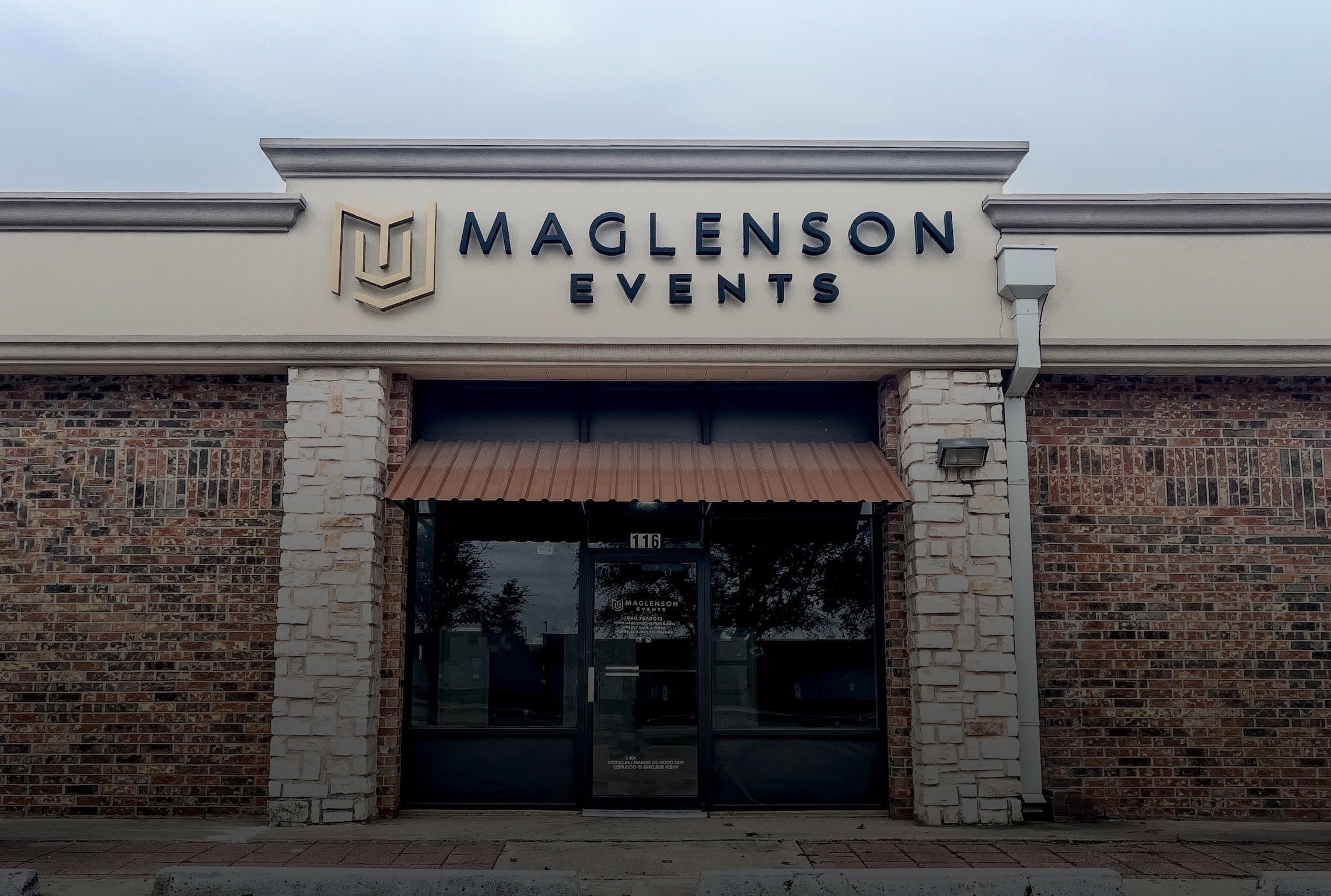 Maglenson Events tent