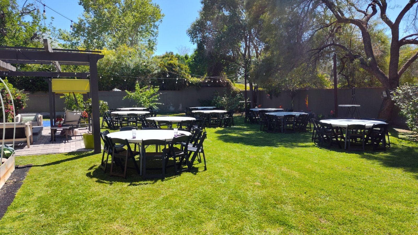 Royalty Rentals marquee